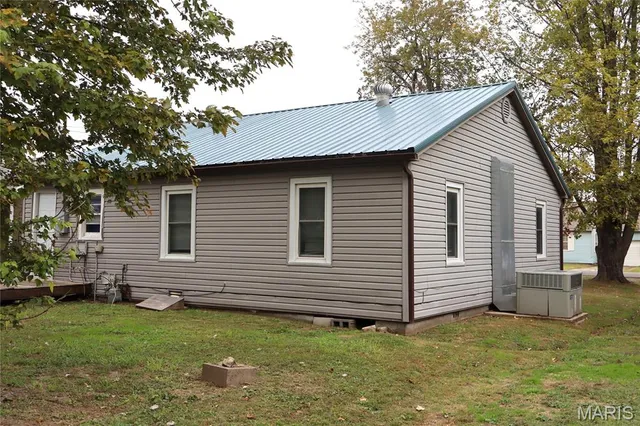 $152,900 | 725 West Bain Street, Dexter, MO 63841