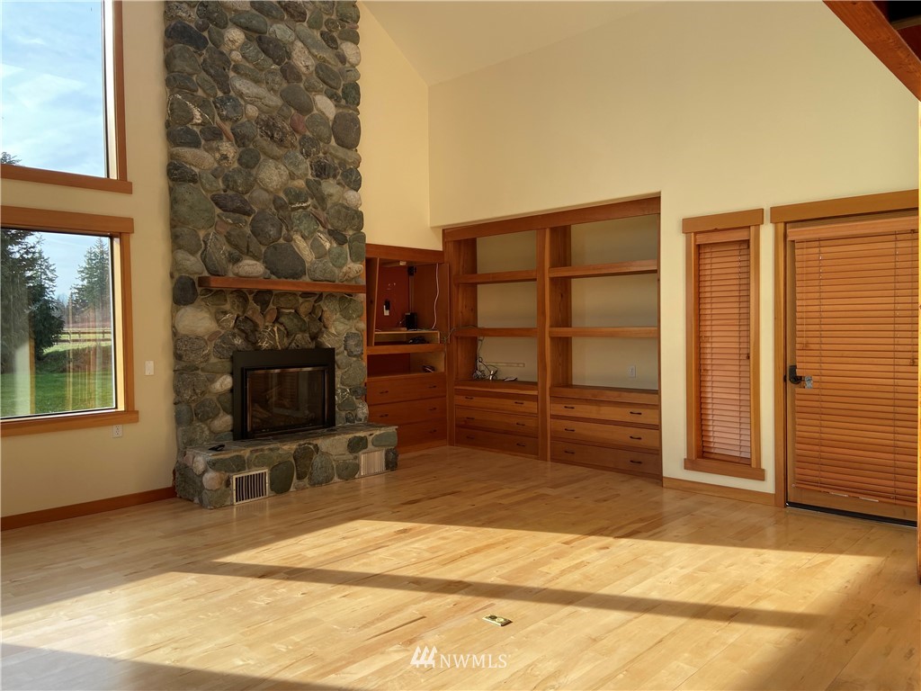 1053 Burchell Road Coupeville, WA 98239 - Photo 4 of 17 Gallery Image 4
