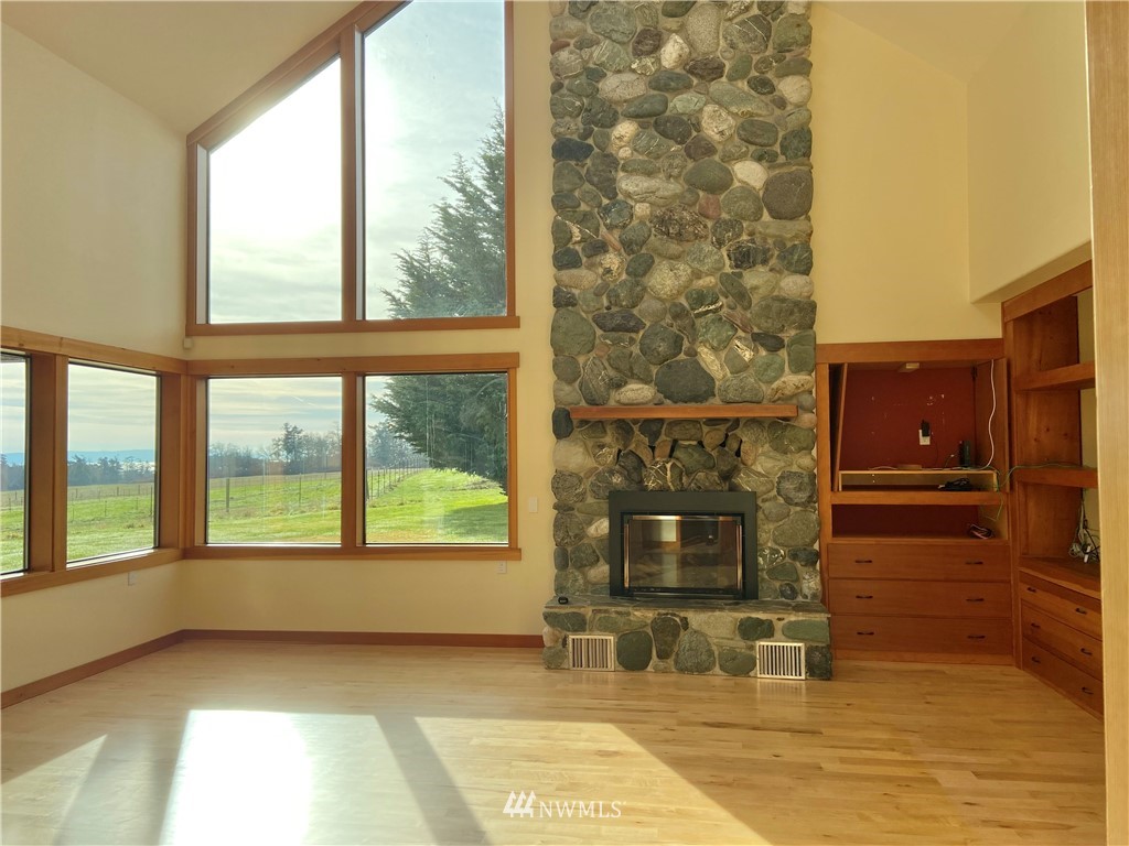 1053 Burchell Road Coupeville, WA 98239 - Photo 5 of 17 Gallery Image 5