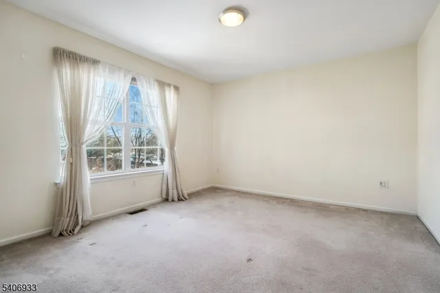 $4,000 | 163 Gladstone Drive, Parsippany, NJ 07054