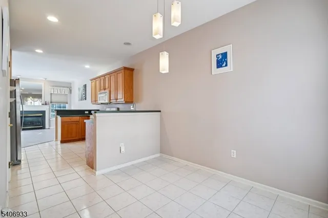 $4,000 | 163 Gladstone Drive, Parsippany, NJ 07054