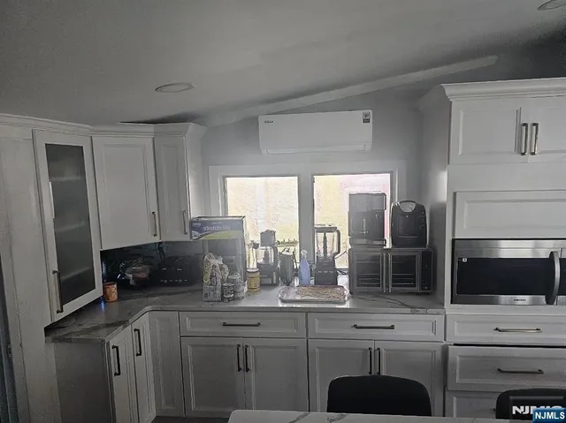 $4,000 | 1 Notch Road, Little Falls, NJ 07424