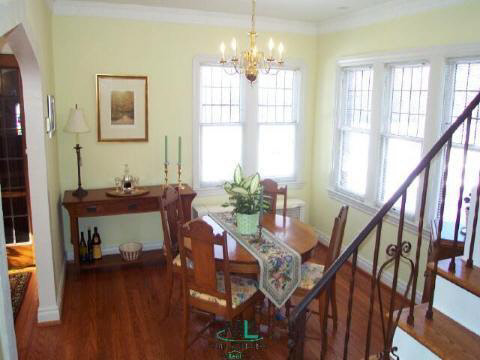 252 Fisher Road Grosse Pointe, MI 48230 - Photo 5 of 9 782927-4.JPG