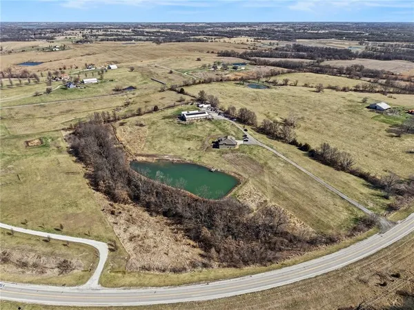 $1,650,000 | 18401 Ssr-w Highway, Smithville, MO 64089