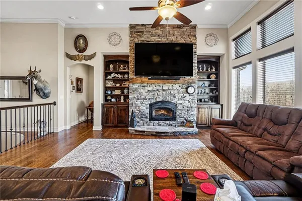 $1,650,000 | 18401 Ssr-w Highway, Smithville, MO 64089