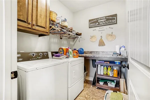 $1,650,000 | 18401 Ssr-w Highway, Smithville, MO 64089