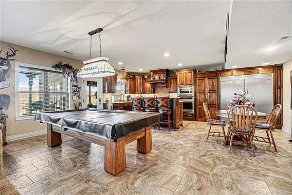 $1,650,000 | 18401 Ssr-w Highway, Smithville, MO 64089