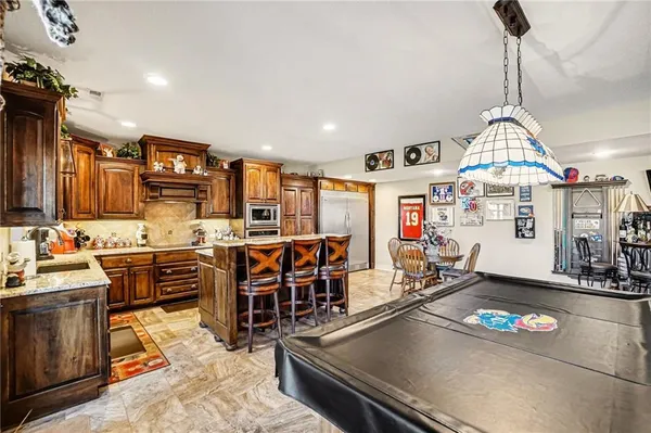 $1,650,000 | 18401 Ssr-w Highway, Smithville, MO 64089