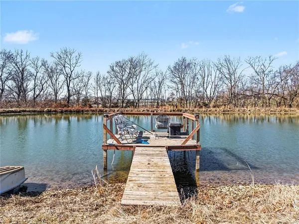 $1,650,000 | 18401 Ssr-w Highway, Smithville, MO 64089