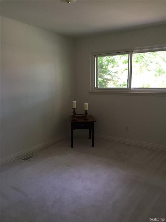19169 Wedgewood Road Riverview, MI 48193 - Photo 19 of 24