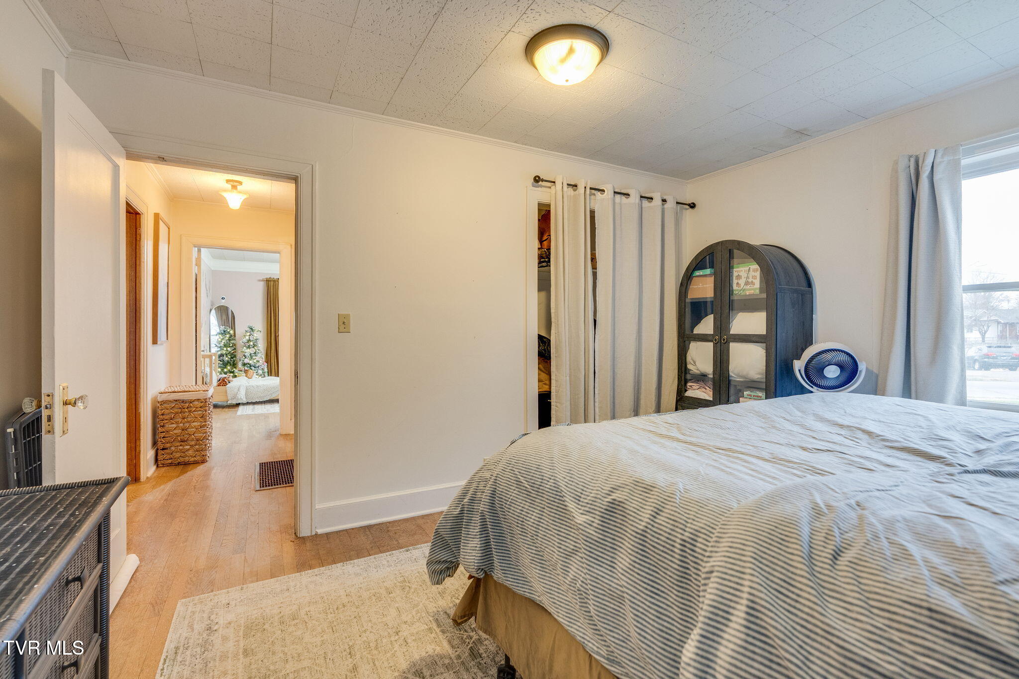 235 West F Street Elizabethton, TN 37643 - Photo 17 of 39 017