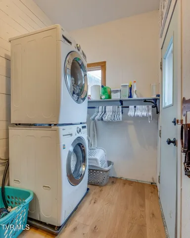 $379,900 | 235 West F Street, Elizabethton, TN 37643