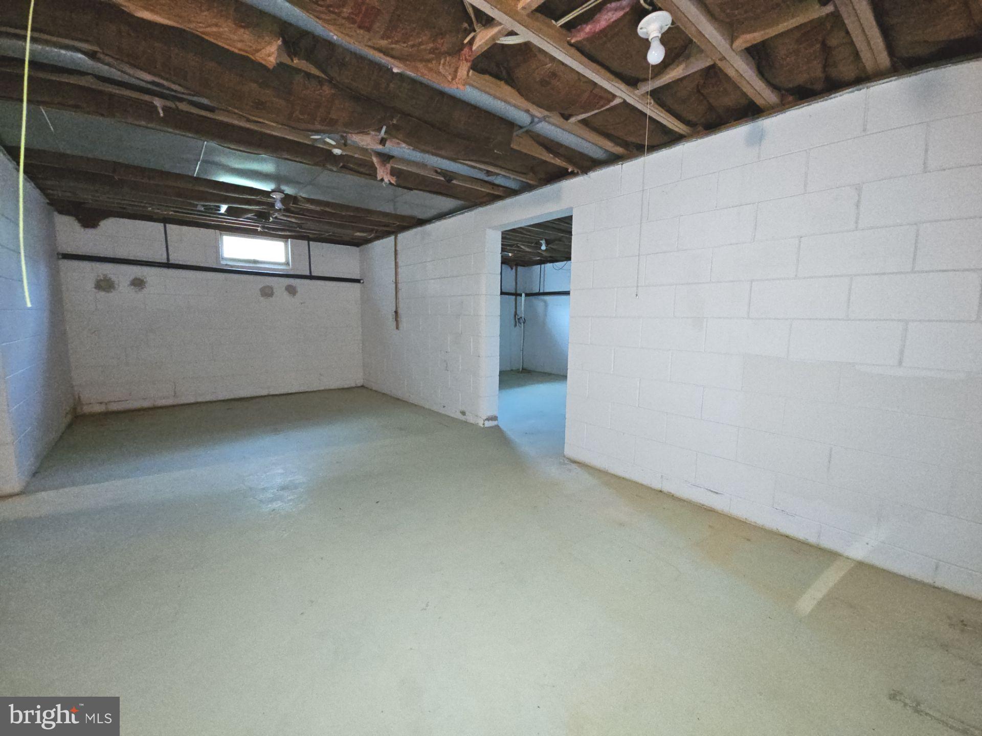 911 Gum Tree Corner Road Greenwich, NJ 08323 - Photo 45 of 47 a view of empty room