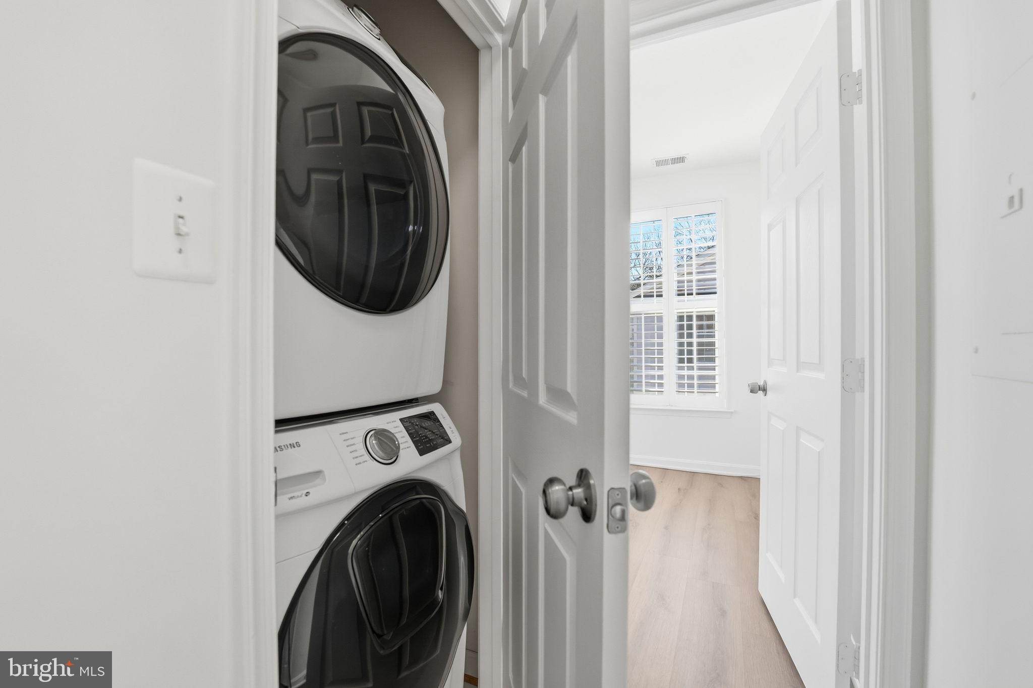 1305 Windleaf Drive Reston, VA 20194 - Photo 18 of 22