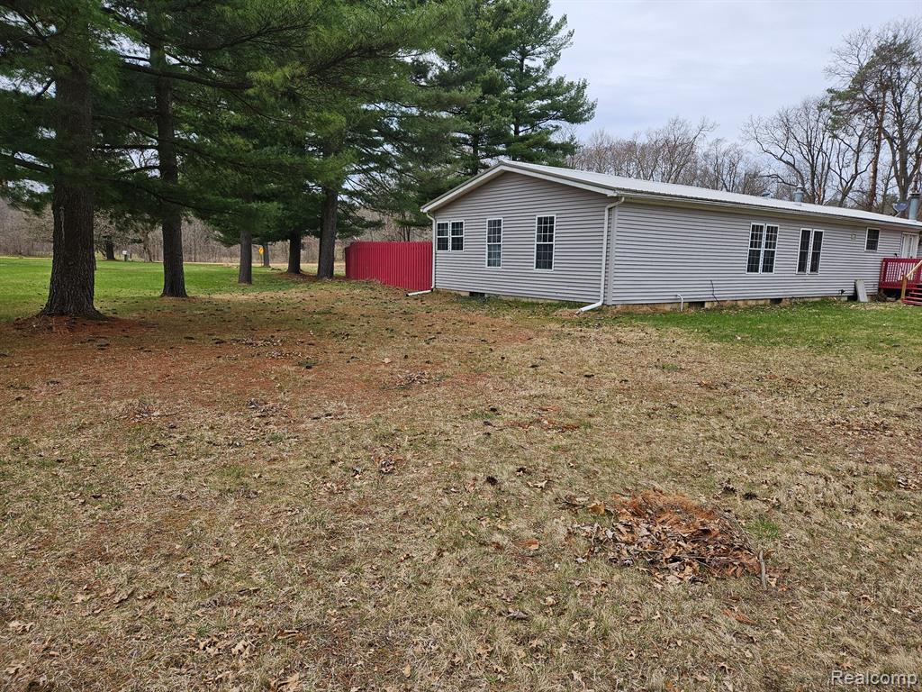 5875 Exchange Road Bancroft, MI 48414 - Photo 31 of 34