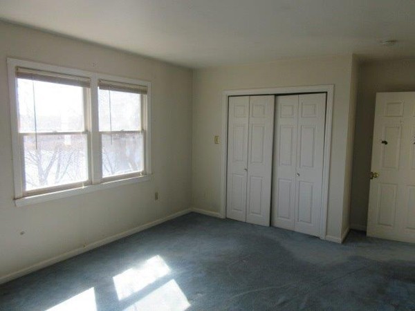 492 Riverside Drive, Unit B Lawrence, MA 01841 - Photo 9 of 12 Gallery Image 9