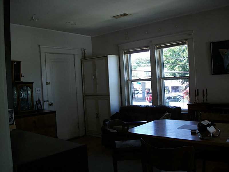 255 Rochambeau Avenue Providence, RI 02906 - Photo 11 of 20 Dining Room.