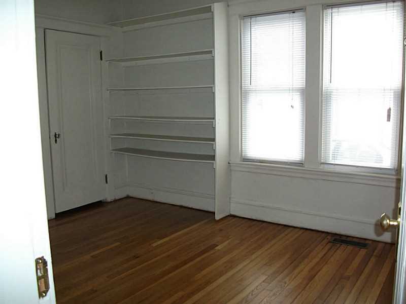 255 Rochambeau Avenue Providence, RI 02906 - Photo 17 of 20 Bedroom. 1st floor