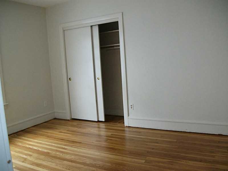 255 Rochambeau Avenue Providence, RI 02906 - Photo 19 of 20 Bedroom. 1st floor