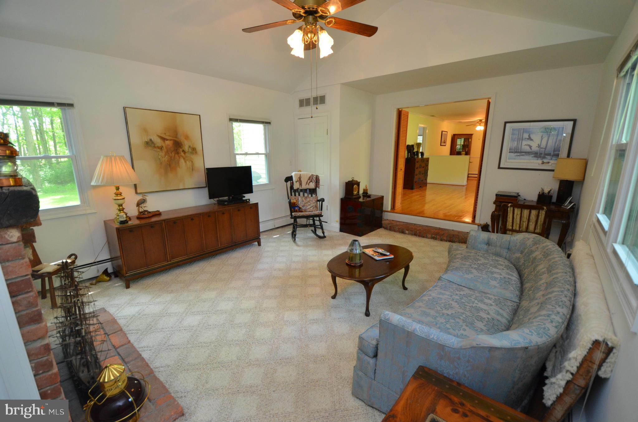 1413 Nieman Road Shady Side, MD 20764 - Photo 13 of 30 Family Room