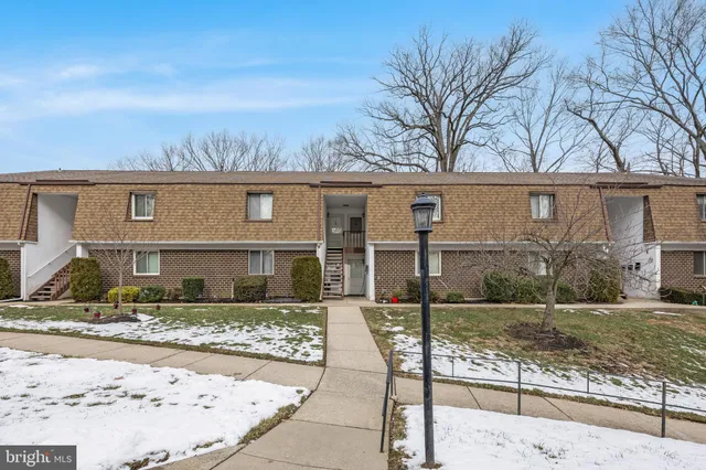 $185,000 | 411 Stiles Avenue, Unit C12, Maple Shade, NJ 08052