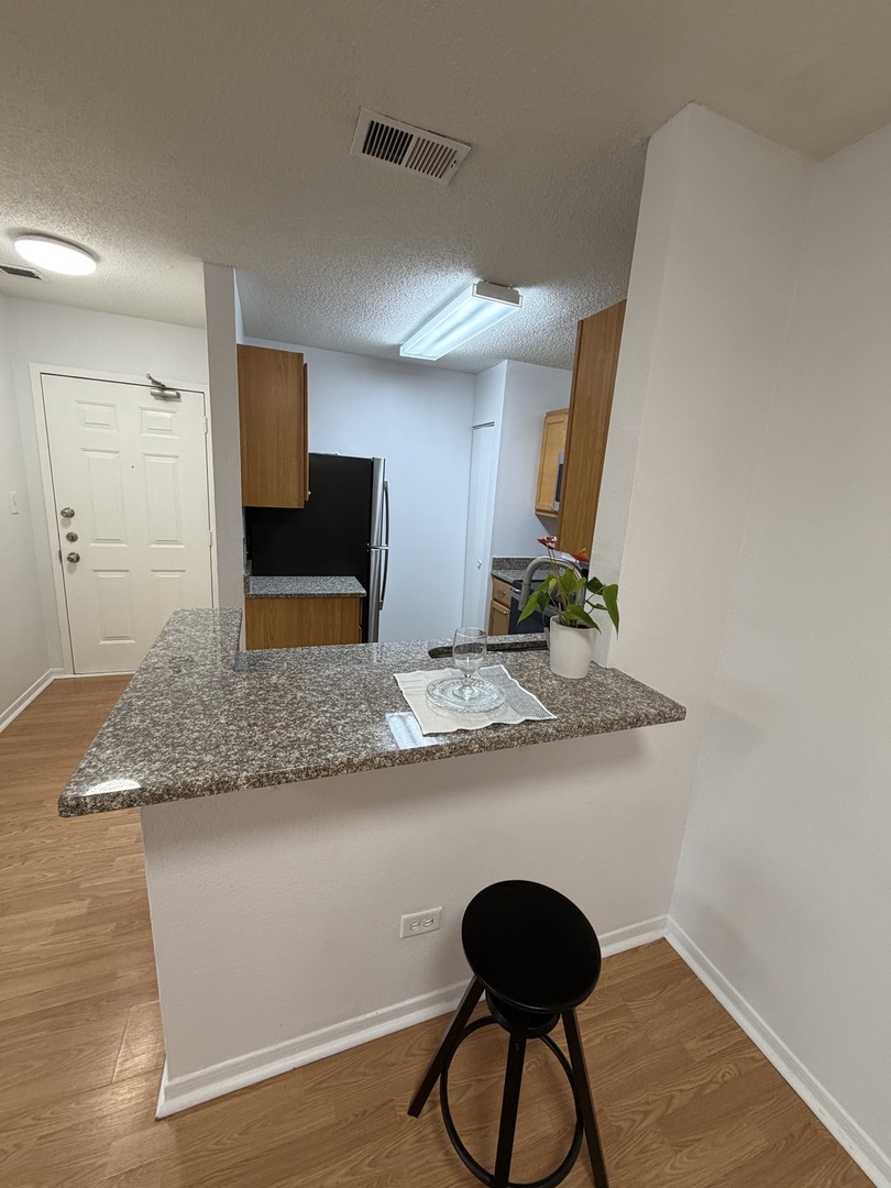 2048 North Rand Road, Unit 202 Palatine, IL 60074 - Photo 8 of 17 Gallery Image 8