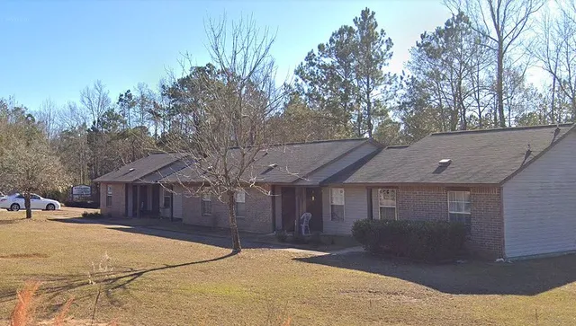 $425 | 1208 Par Road 249, Franklinton, LA 70438