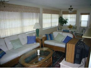 1472 Meadowbrook Road Northeast Palm Bay, FL 32905 - Photo 4 of 10 Additional Photo
