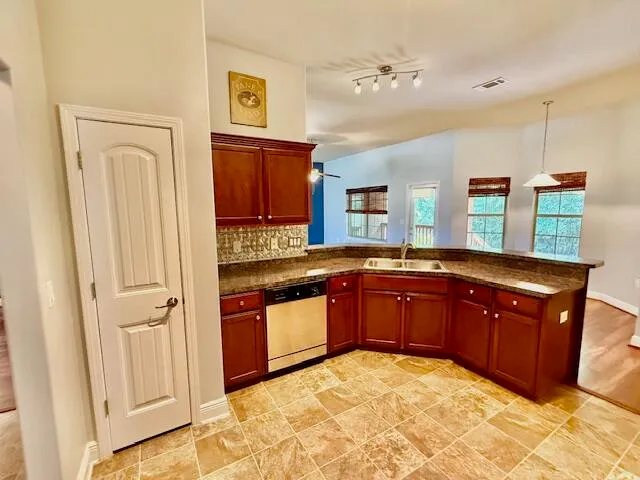 $2,200 | 222 Raptor Drive, Crestview, FL 32536