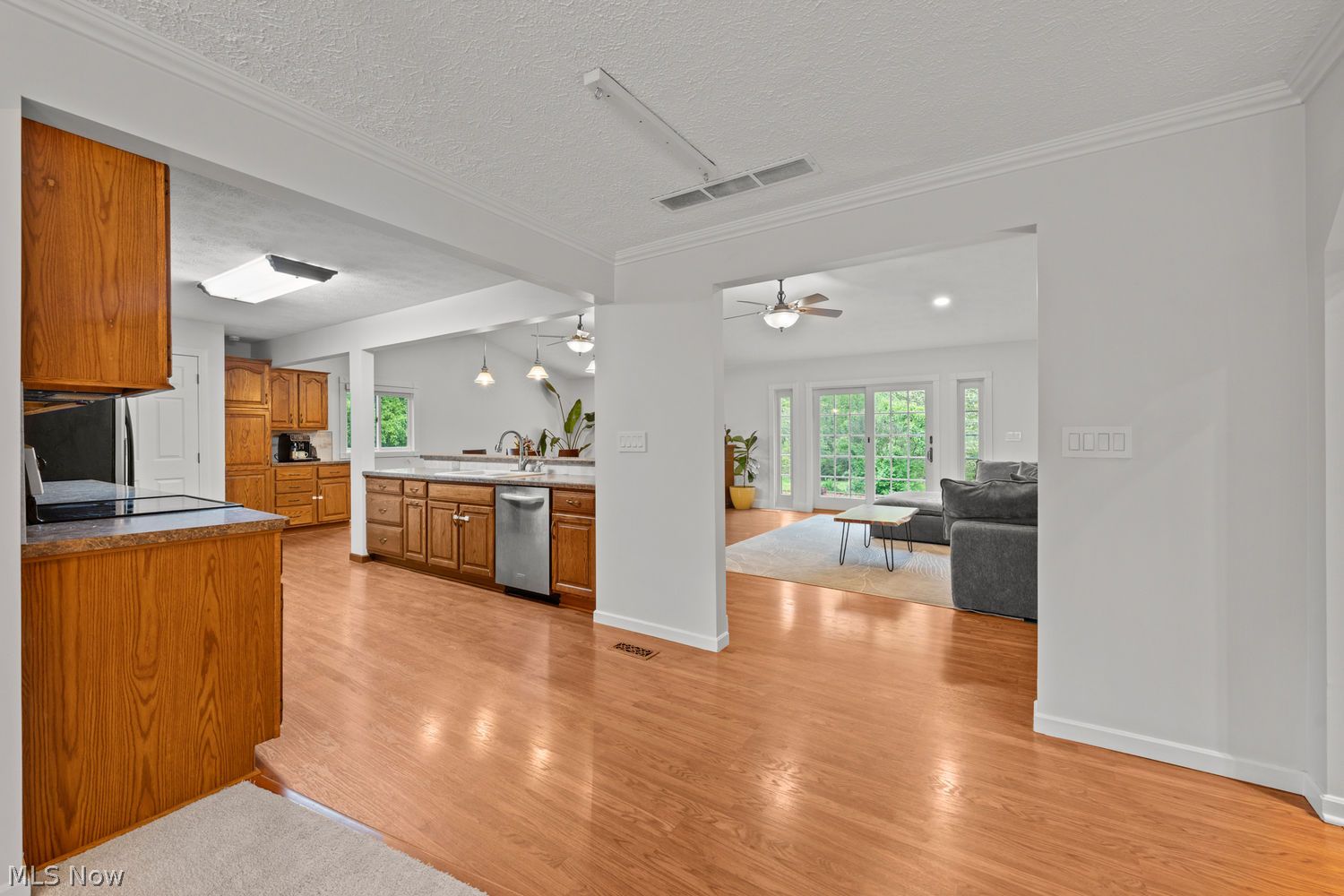 9353 Chamberlin Road Twinsburg, OH 44087 - Photo 7 of 44