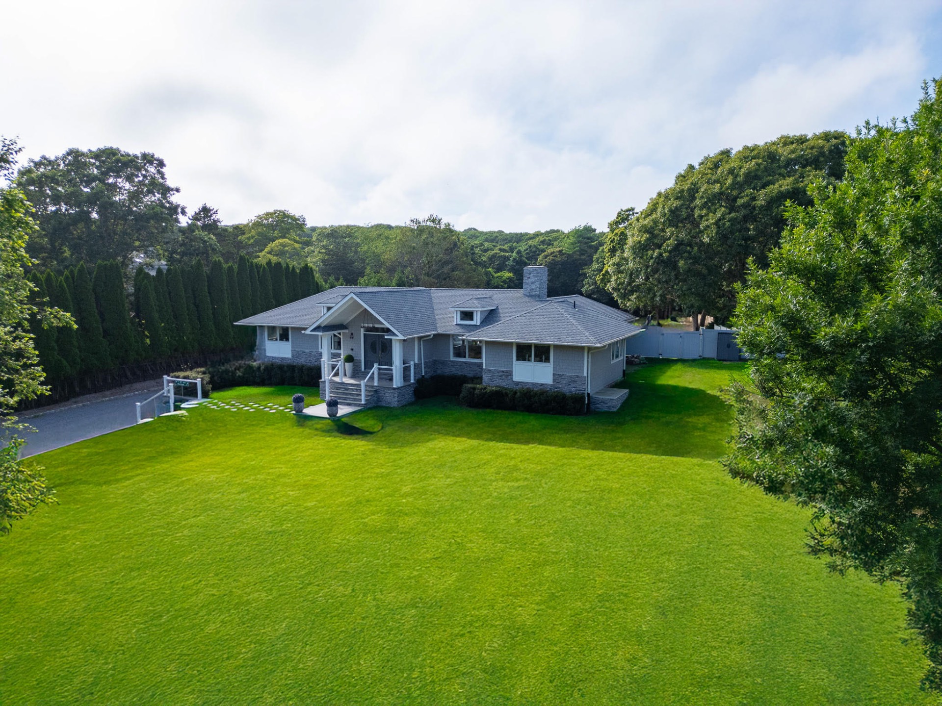 17 Upland Road Montauk, NY 11954 - Photo 24 of 26