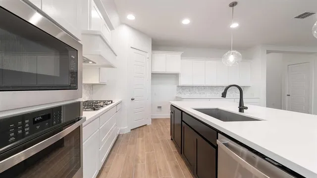 $524,900 | 249 Woodoat Road, Waxahachie, TX 75165