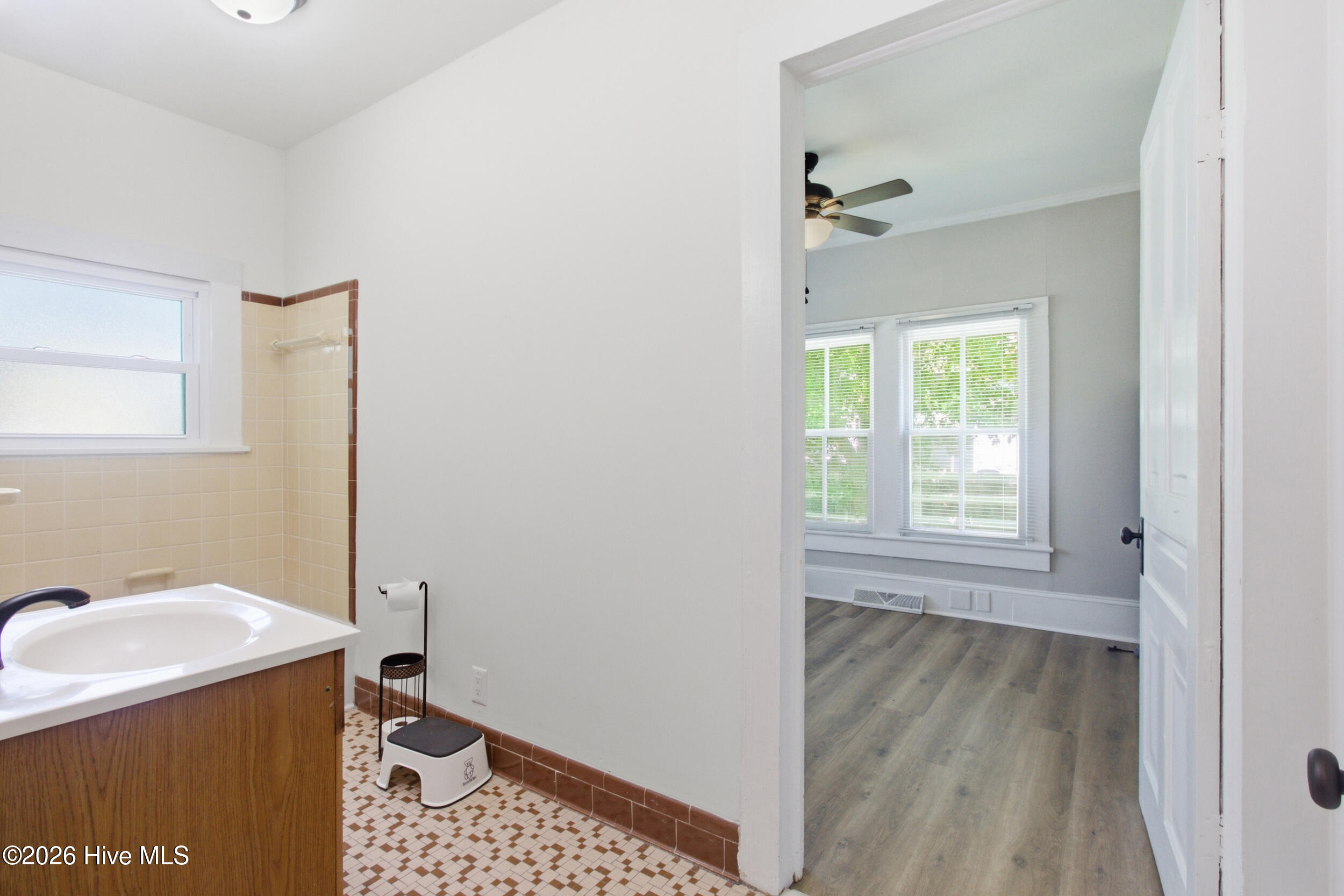 228 Main Street Edward, NC 27821 - Photo 27 of 44