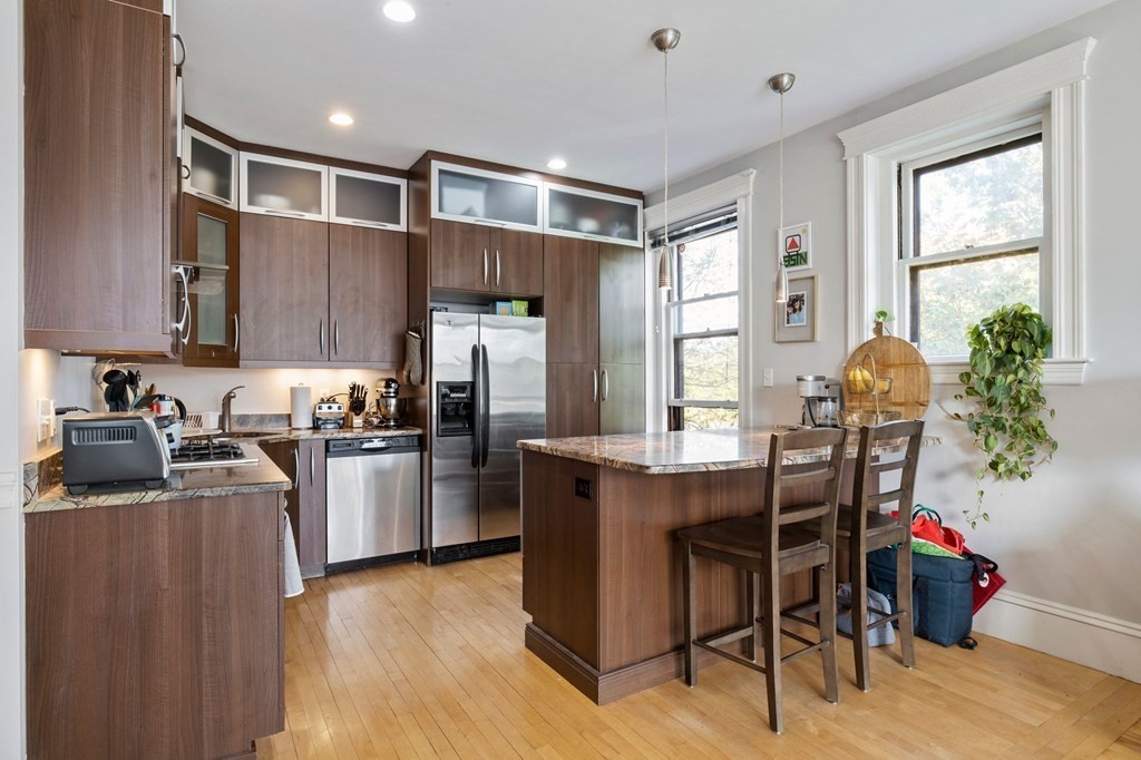 164 Strathmore Road, Unit 15 Boston, MA 02135 - Photo 5 of 15 Gallery Image 5