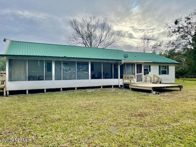 1019 Regis Road Jacksonville, FL 32218 - Photo 13 of 14 Exterior Rear