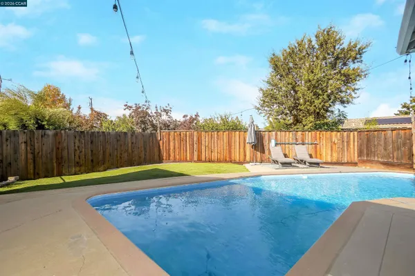 $1,025,000 | 1745 Eucalyptus Court, Concord, CA 94521