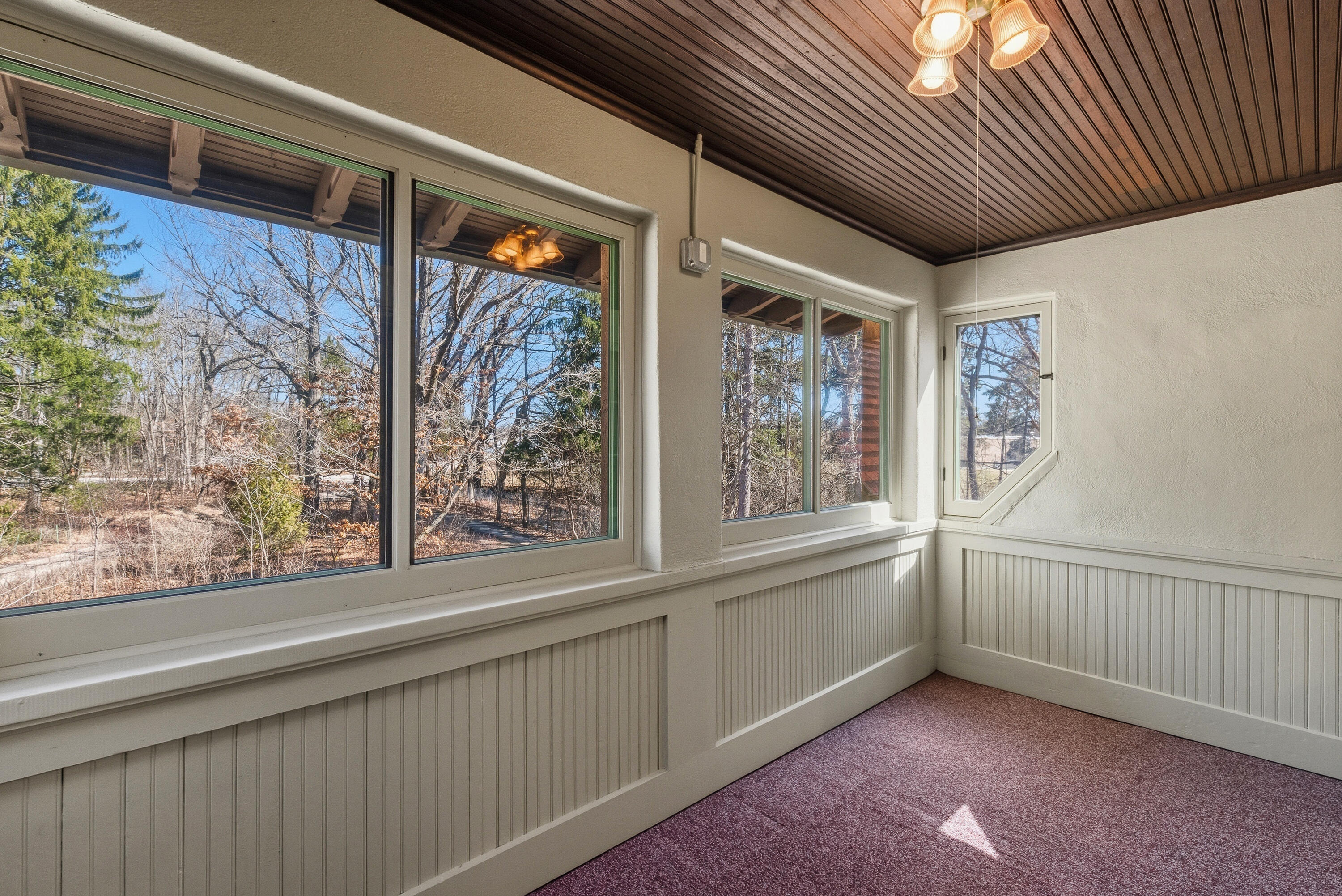 6789 North Elm Tree Road Glendale, WI 53217 - Photo 17 of 34 Sleeping Porch