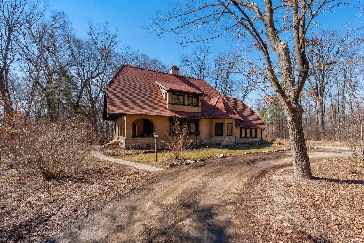 6789 North Elm Tree Road Glendale, WI 53217 - Photo 28 of 34 6789 N Elm Tree Rd