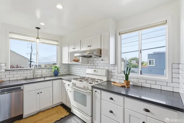 $1,099,000 | 2701 43rd Avenue, San Francisco, CA 94116