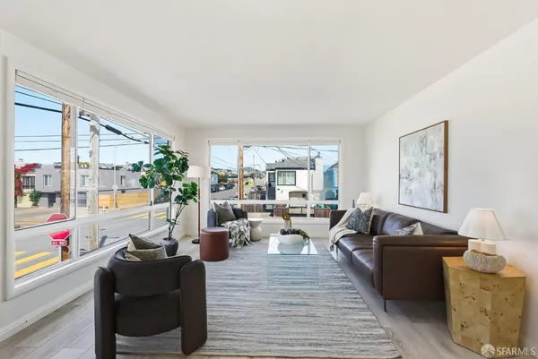 $1,099,000 | 2701 43rd Avenue, San Francisco, CA 94116