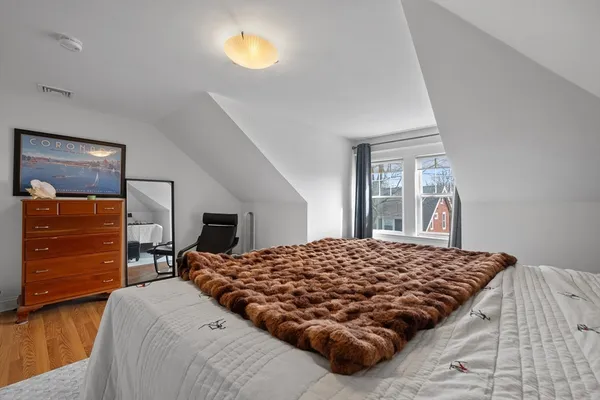 $579,900 | 16.5 Holly Street, Unit 2L, Salem, MA 01970