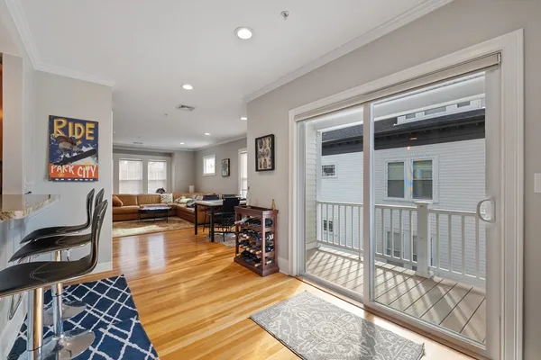 $579,900 | 16.5 Holly Street, Unit 2L, Salem, MA 01970