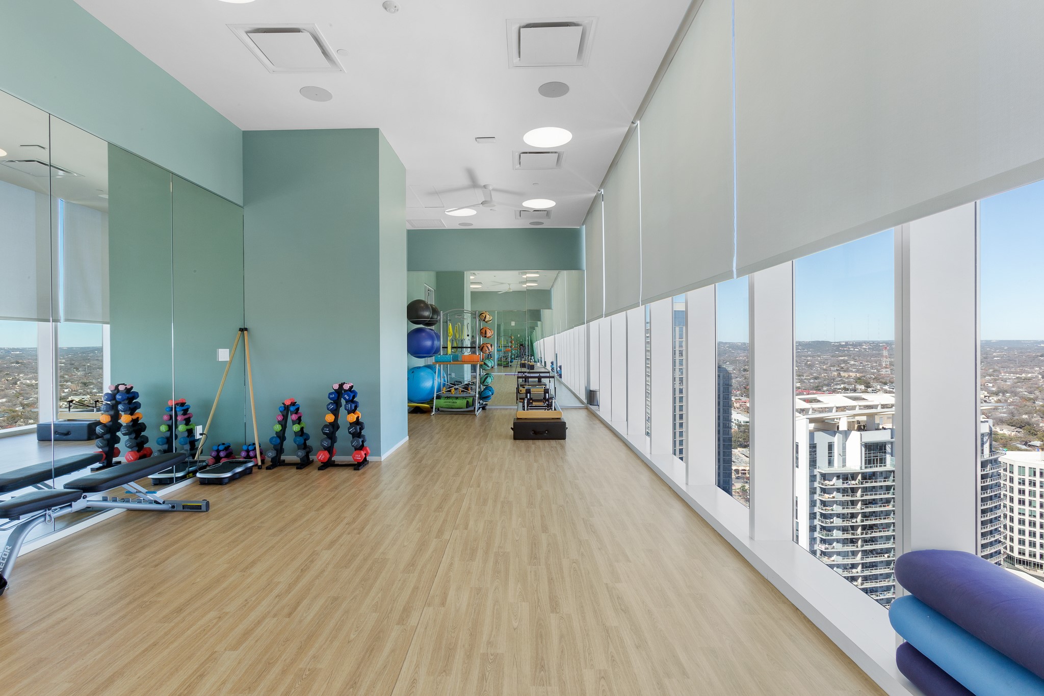 301 West Avenue, Unit 5002 Austin, TX 78701 - Photo 27 of 39 a view of a hallway with a livingroom and toys