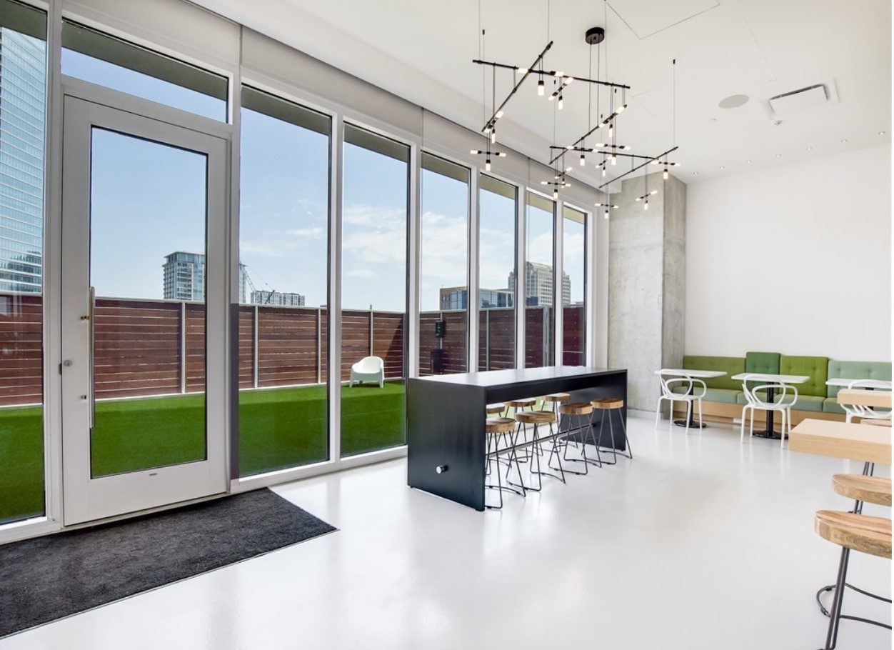 301 West Avenue, Unit 5002 Austin, TX 78701 - Photo 32 of 39 a view of a living room and window