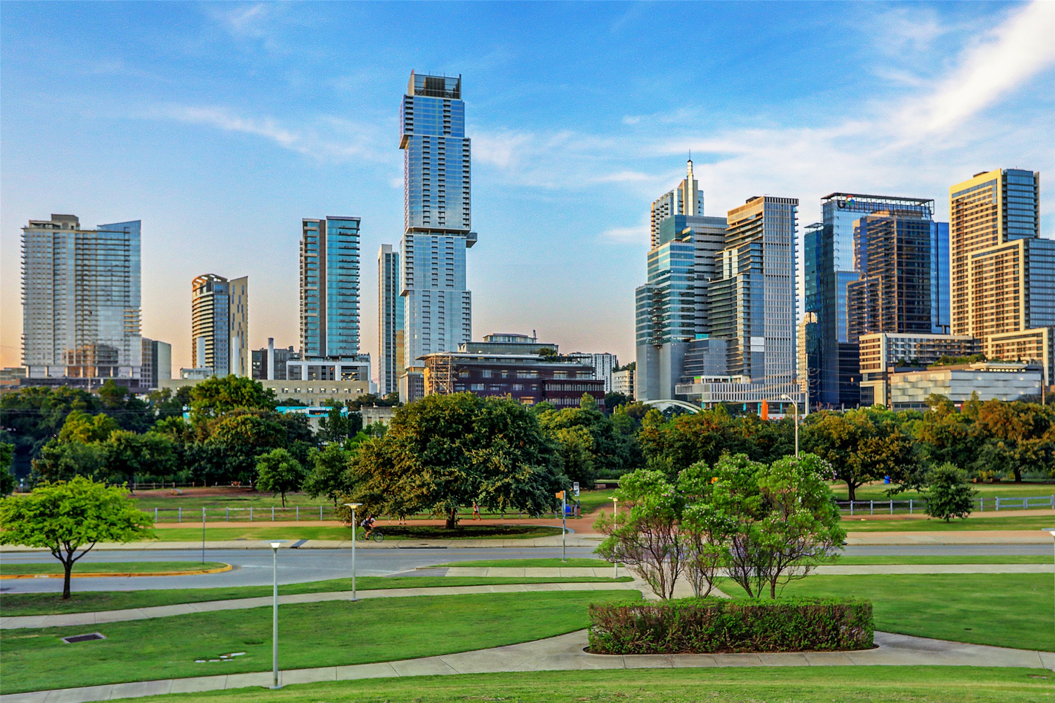 301 West Avenue, Unit 5002 Austin, TX 78701 - Photo 33 of 39 a view of a city with tall buildings