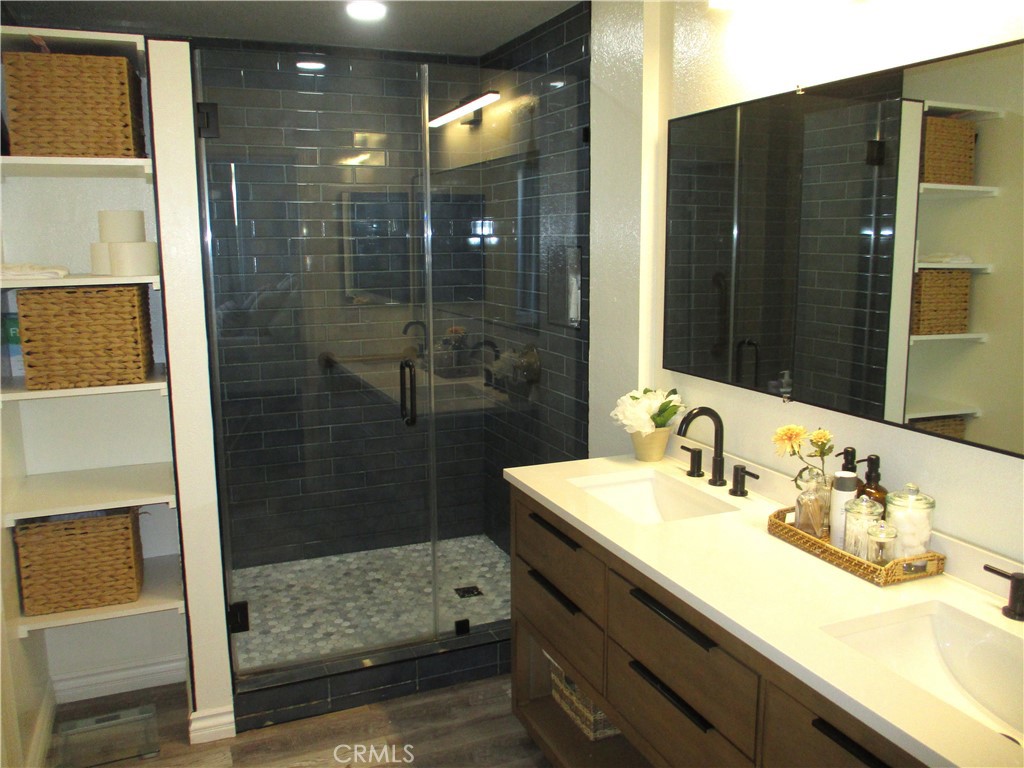 272 Fieldstone Way, Unit A Simi Valley, CA 93065 - Photo 13 of 14