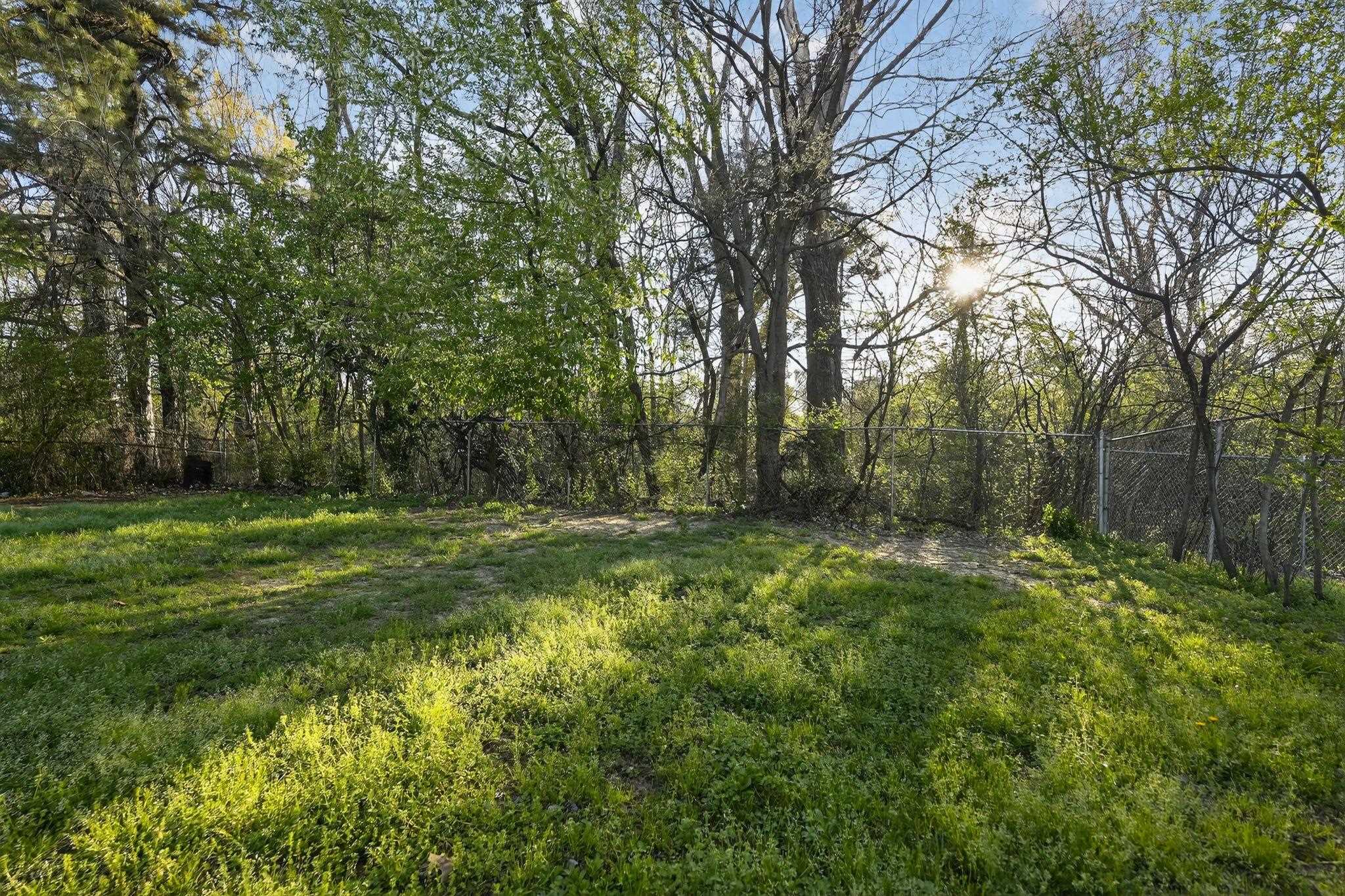 4736 Applestone Street Memphis, TN 38109 - Photo 12 of 35