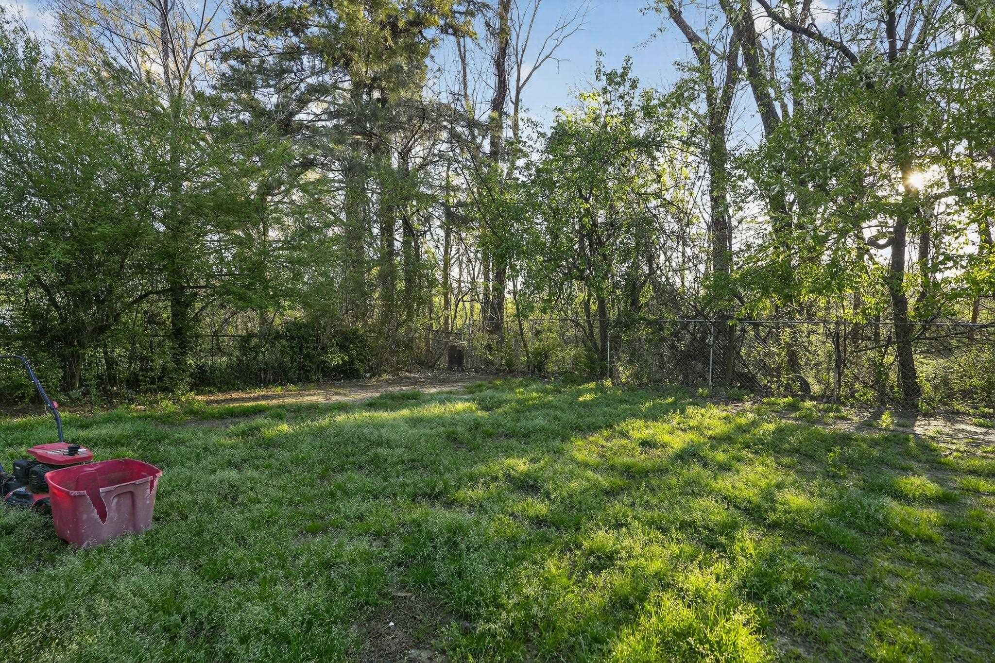 4736 Applestone Street Memphis, TN 38109 - Photo 9 of 35