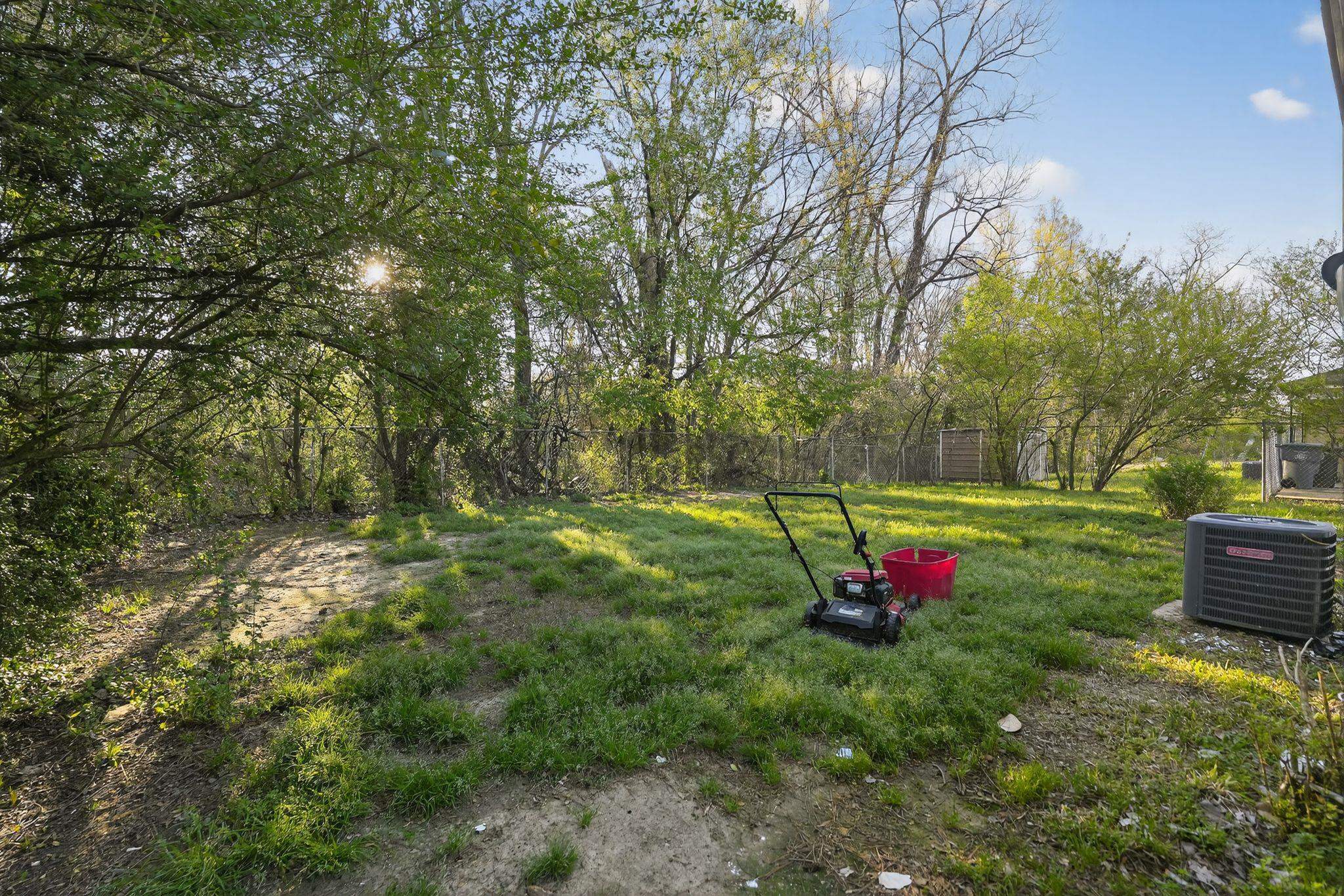 4736 Applestone Street Memphis, TN 38109 - Photo 10 of 35