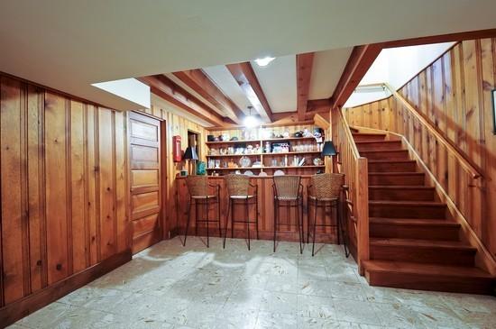1119 Locust Road Wilmette, IL 60091 - Photo 23 of 25 a view of entryway
